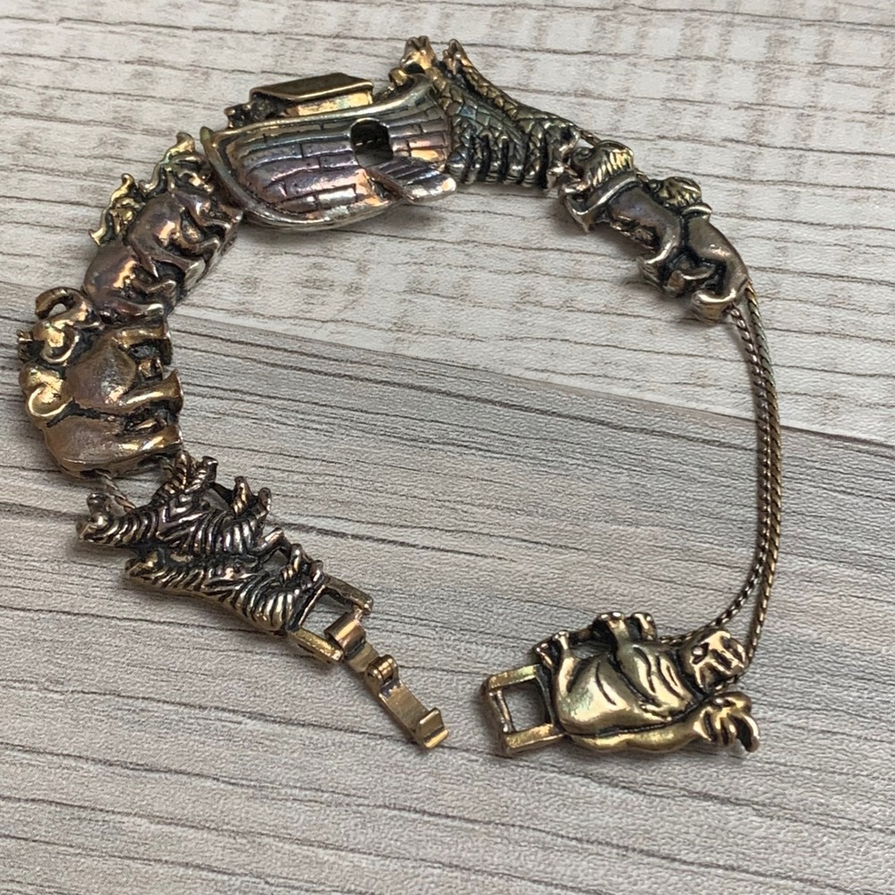 Vintage Noahs Ark Animal Charm Bracelet Two Tone Bronze Silver Tone 7 Inch